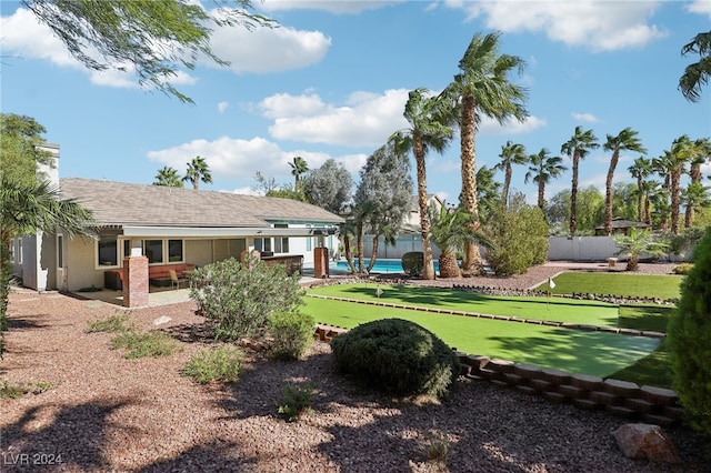 view of yard featuring a patio