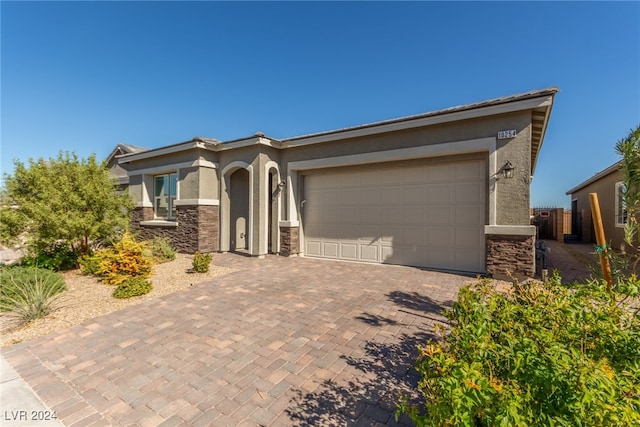 view of front facade featuring a garage