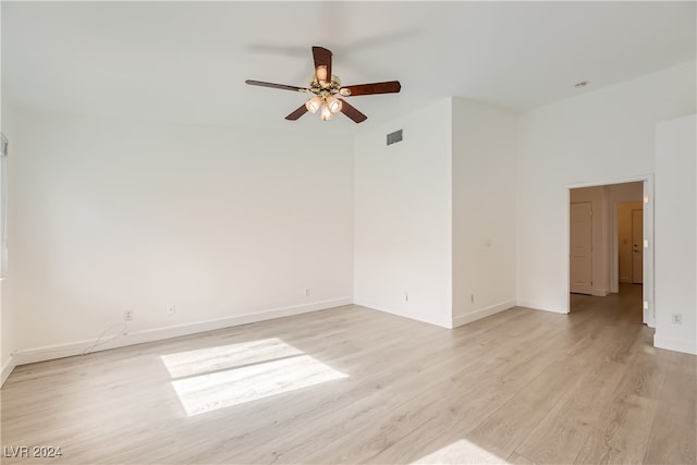 unfurnished room featuring ceiling fan and light hardwood / wood-style flooring