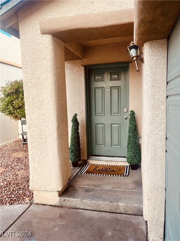 view of entrance to property