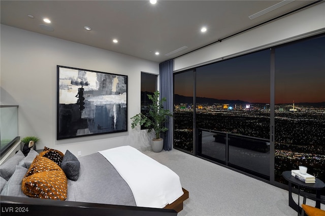 bedroom featuring carpet floors