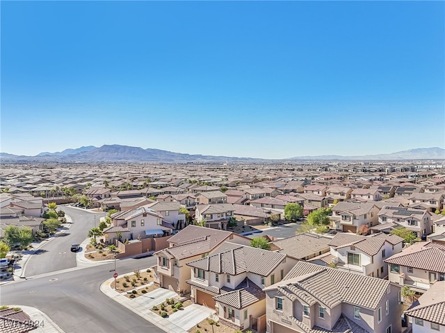 bird's eye view featuring a mountain view