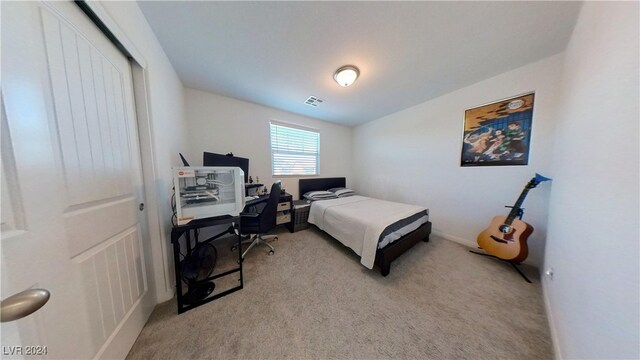 view of carpeted bedroom