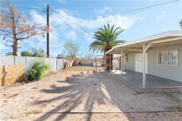 view of yard with a patio