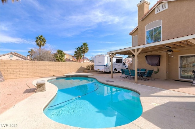 view of swimming pool featuring a patio