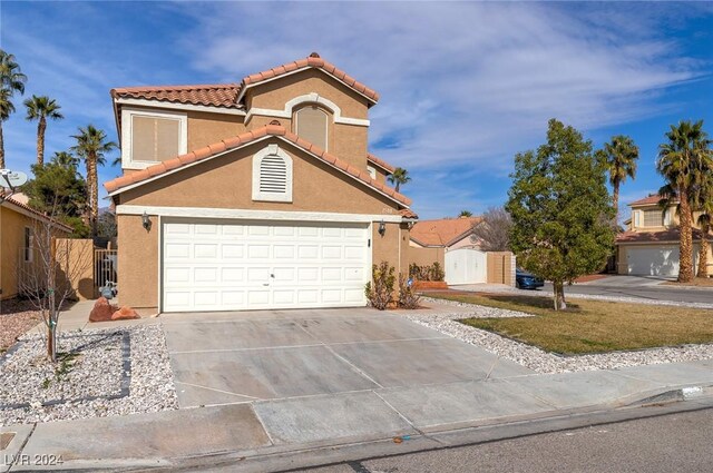 view of front facade with a garage