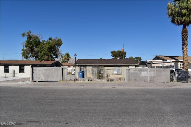 1140 Laurel Ave, Las Vegas, NV 89104 - photo 1