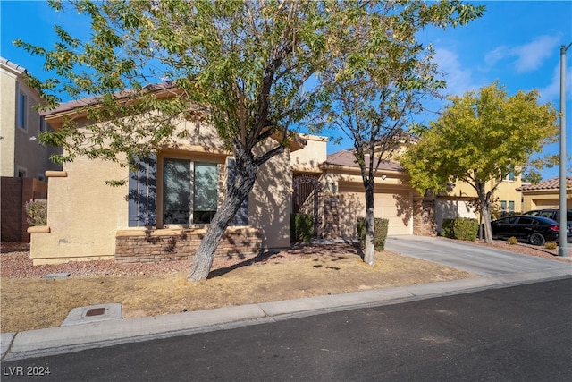 view of front of house featuring a garage