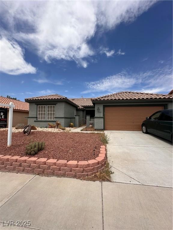 5025 Vista Loma Way N, Las Vegas, NV 89031 - photo 2