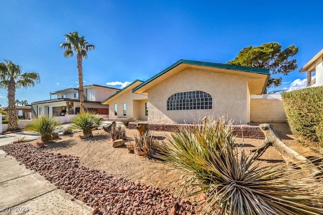 view of front of home