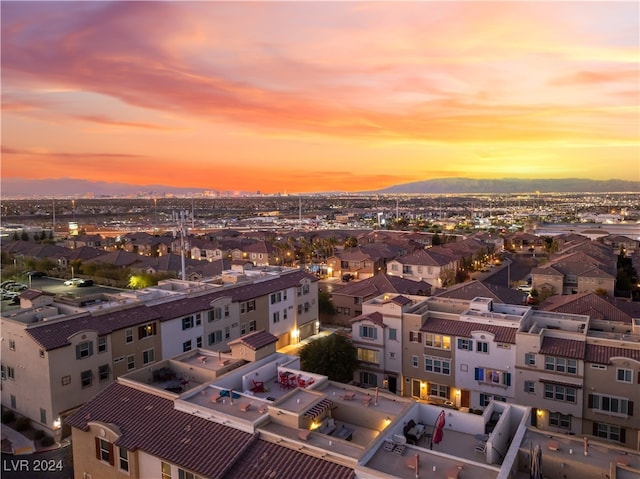 view of aerial view at dusk