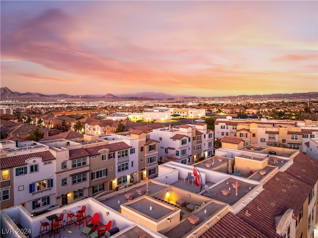 view of aerial view at dusk