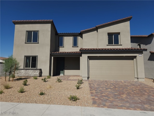 9398 Ara Pl, Las Vegas NV, 89143, 5 bedrooms, 3 baths house for sale