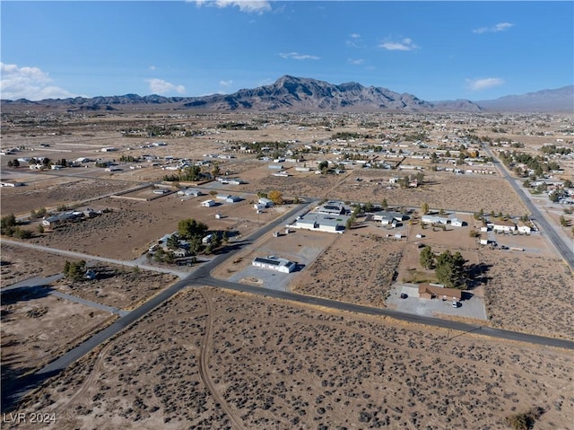 bird's eye view featuring a mountain view