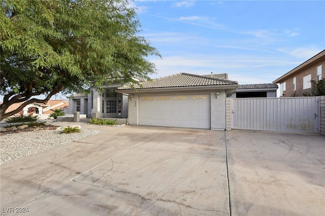 view of front of property featuring a garage