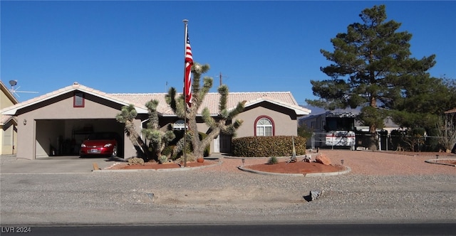 view of front facade featuring a garage