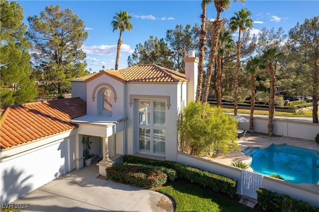 view of mediterranean / spanish-style home