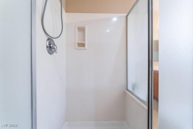 bathroom with walk in shower