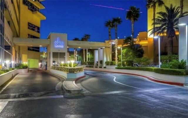 2700 Las Vegas Blvd Unit 1707, Las Vegas, NV 89109 - view of asphalt street featuring curbs