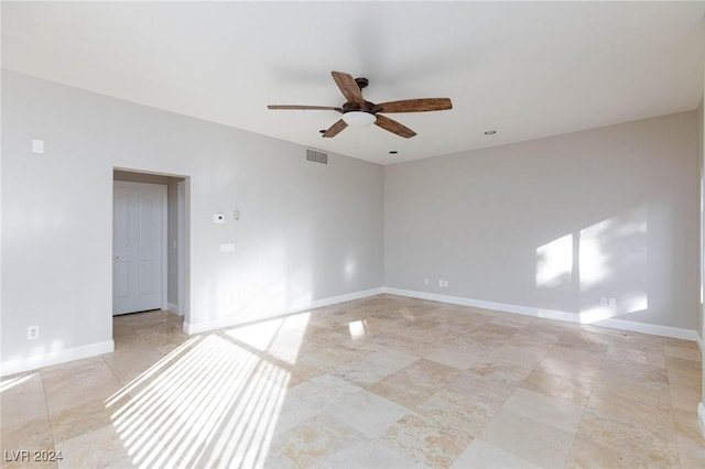 empty room with ceiling fan