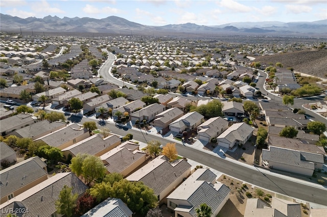 bird's eye view featuring a mountain view