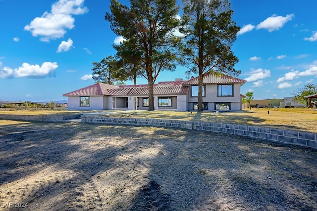 view of mediterranean / spanish home