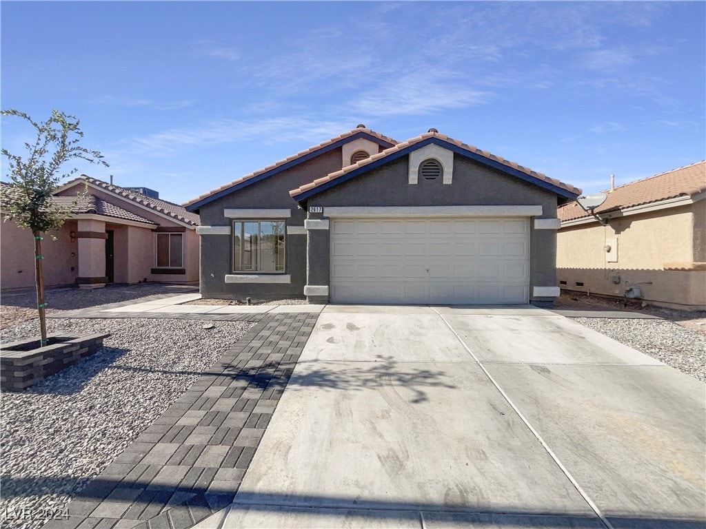 view of front of house with a garage