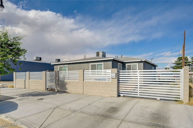 view of front of home