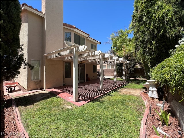 view of yard featuring a pergola and a patio