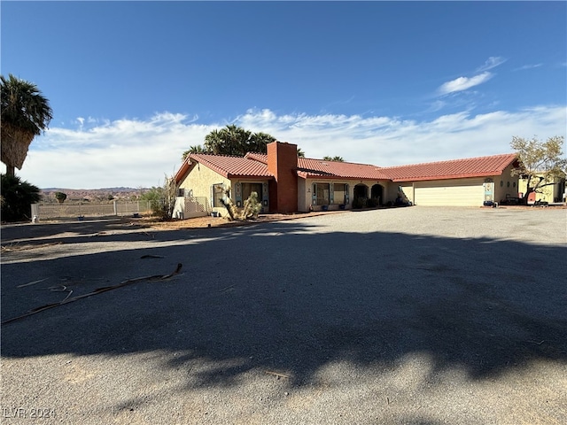 view of front of house featuring a garage