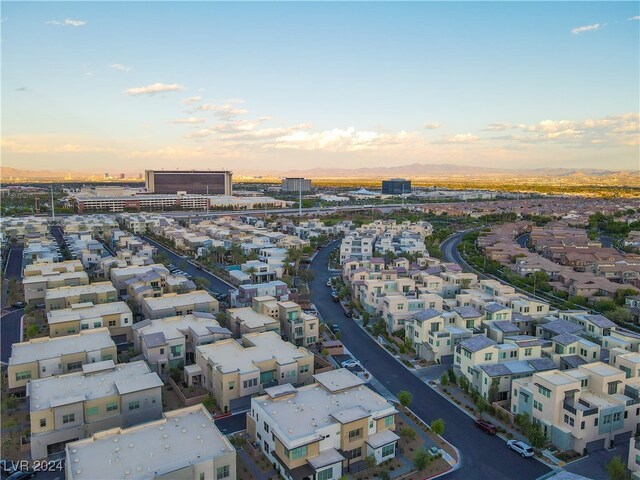 view of aerial view at dusk