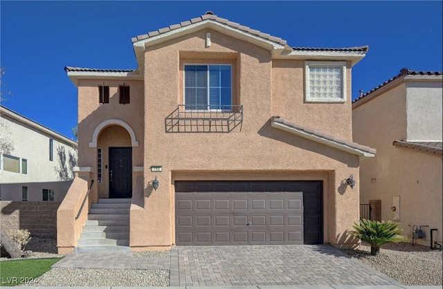 view of front of house featuring a garage