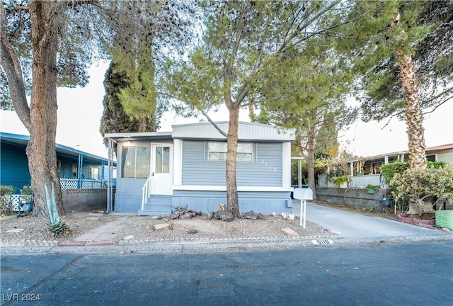 view of manufactured / mobile home