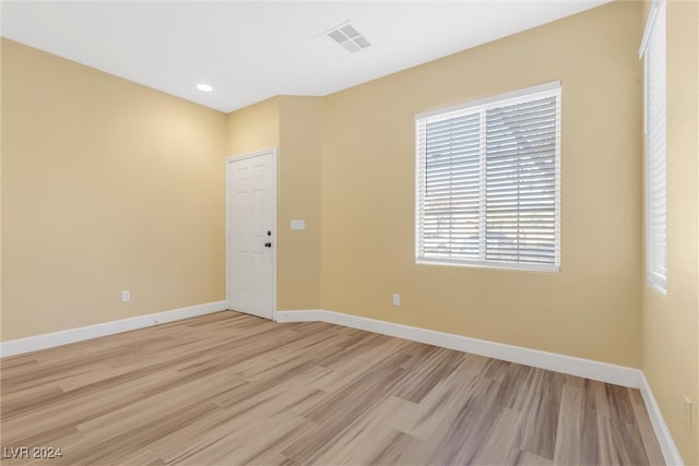 empty room featuring light hardwood / wood-style flooring