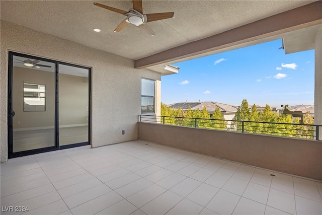 balcony with ceiling fan