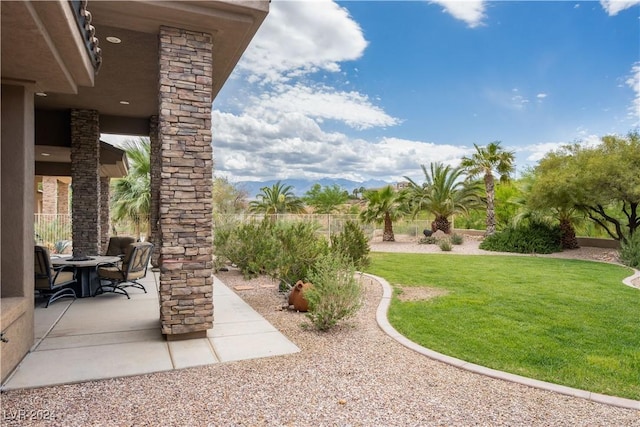 view of yard with a patio