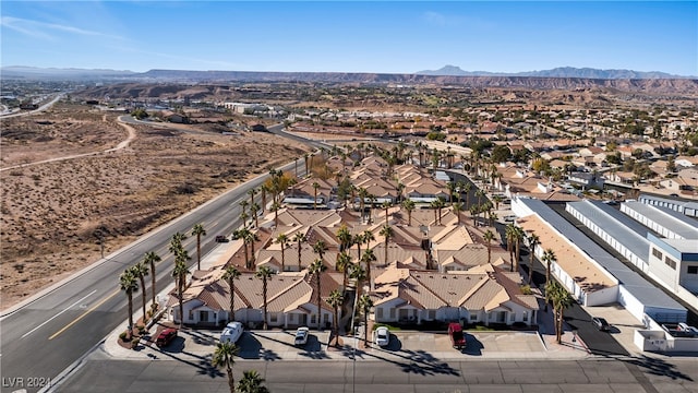 bird's eye view featuring a mountain view