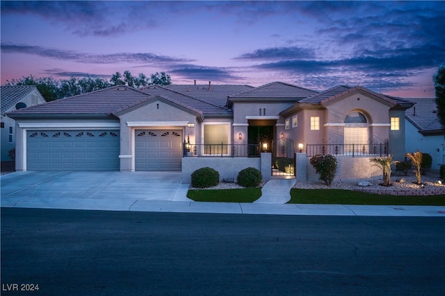 view of front of house featuring a garage