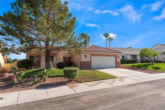 single story home featuring a garage