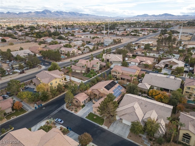 bird's eye view featuring a mountain view