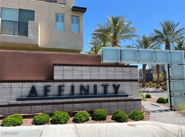 view of community / neighborhood sign