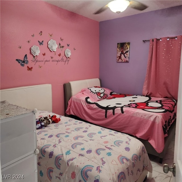 bedroom featuring ceiling fan