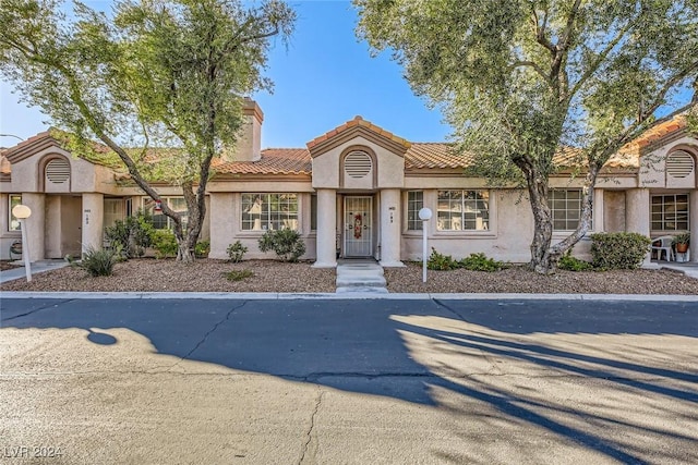 view of front of house