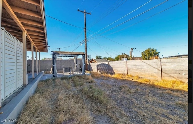 view of yard with a patio