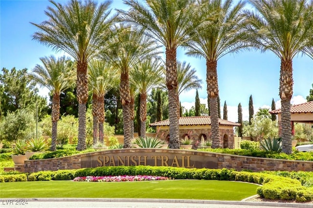 5035 Shoal Creek Cir, Las Vegas, NV 89113 - community sign featuring a lawn