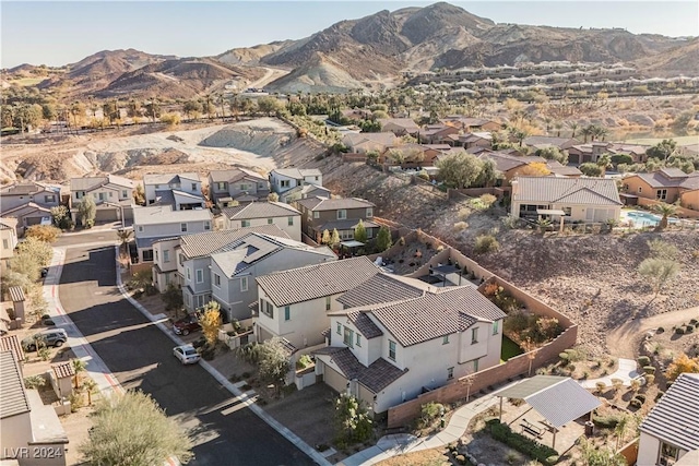 bird's eye view with a mountain view