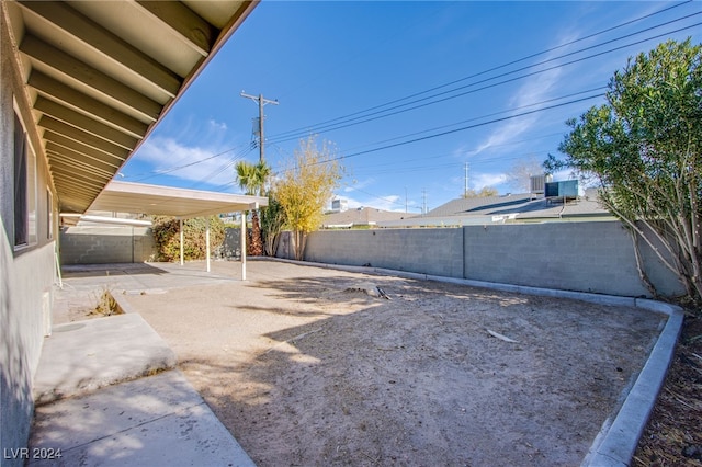 view of yard with a patio area