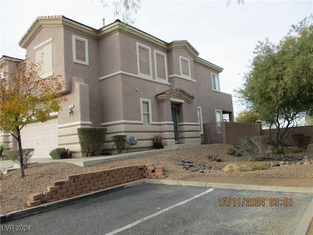 view of front facade with a garage