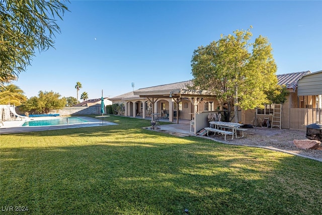 view of yard with a patio area