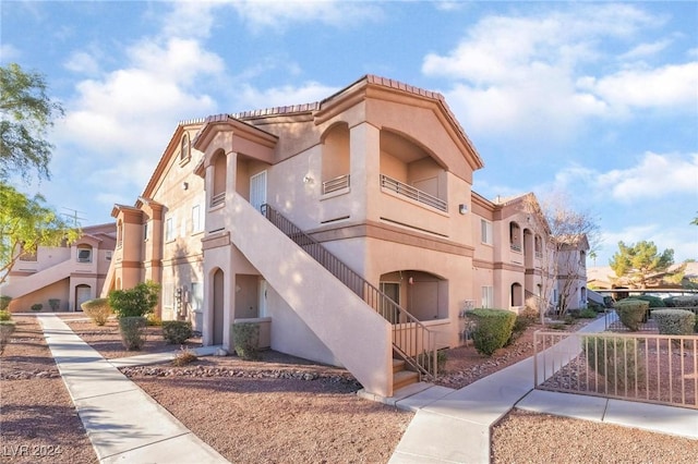 5751 E Hacienda Ave Unit 261, Las Vegas, NV 89122 - view of building exterior with stairway